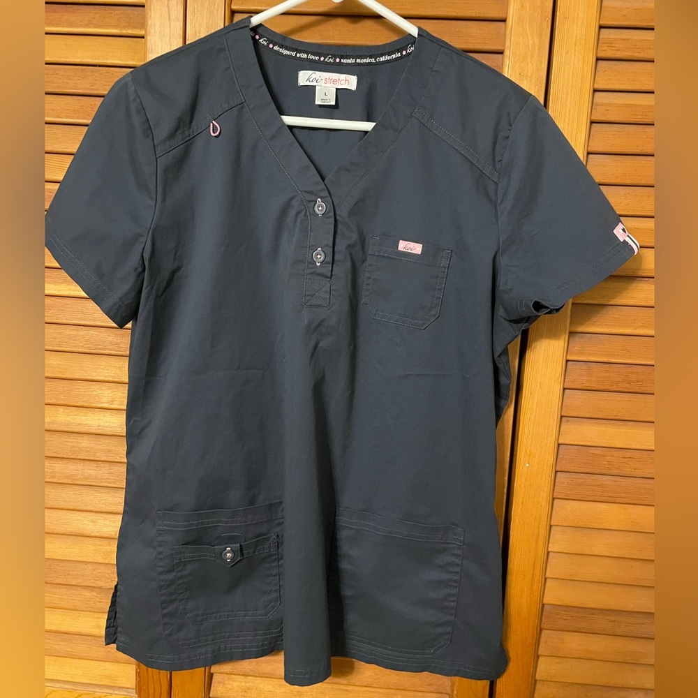 Koi Scrub top- Dark Gray Women’s Large